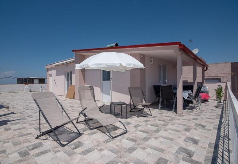 Grcka Reni Greece Beach Penthaus 3 Nea Kallikrateia Exterior foto